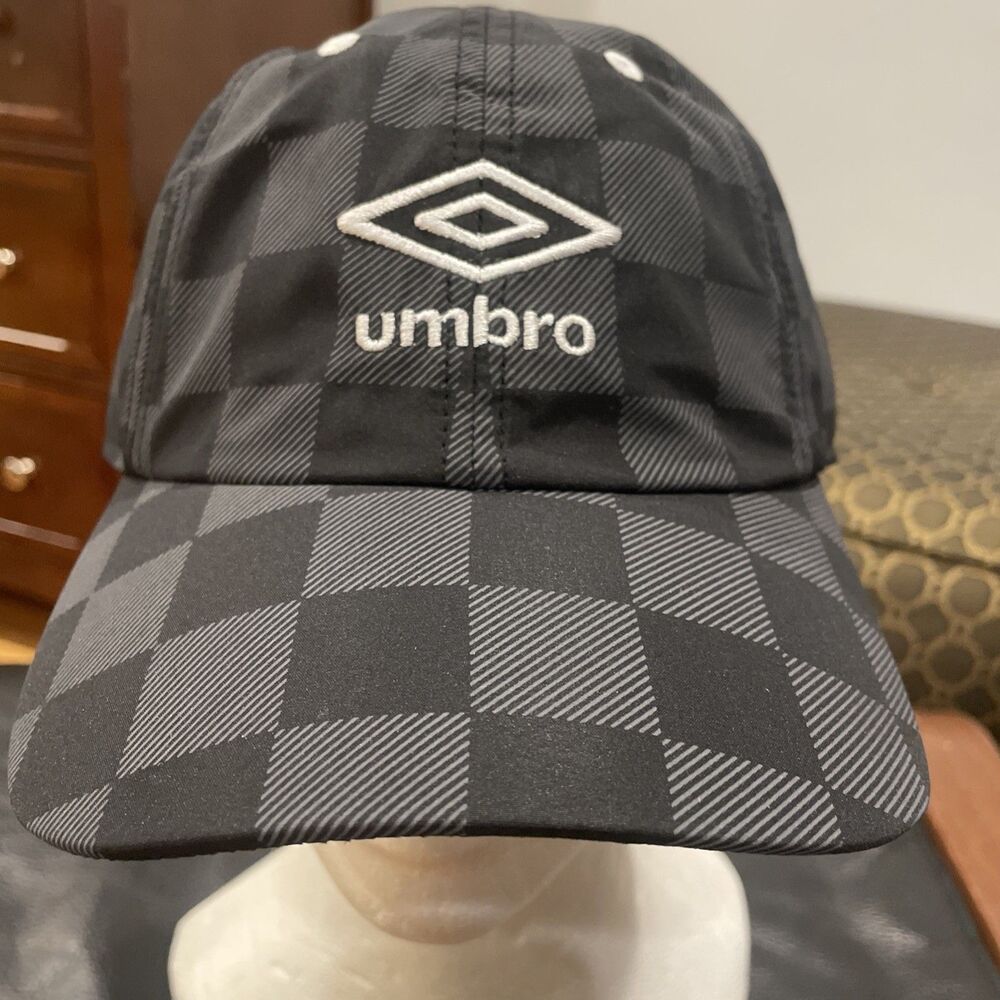 Umbro Men's Adjustable Checkered Dad Cap, Black/White, One Size Fits Most